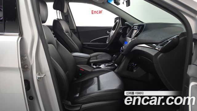 Hyundai Santa Fe (DM) Diesel(e-VGT) 2.0 2WD Premium 2013 — фото 11