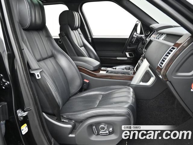 Land Rover Range Rover (IV) 4.4 SDV8 AB DIESEL 2017 — фото 18