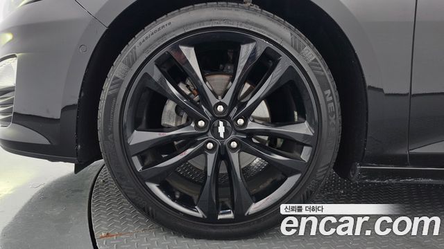 Chevrolet Malibu 2.0 Turbo Perfect Black 2019 — фото 5