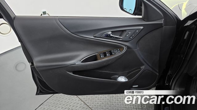 Chevrolet Malibu 2.0 Turbo Perfect Black 2019 — фото 24