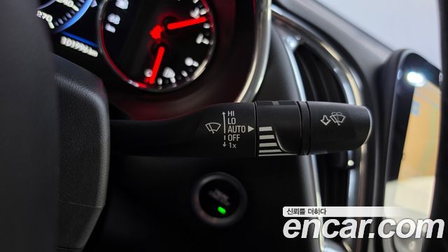 Chevrolet Malibu 2.0 Turbo Perfect Black 2019 — фото 28