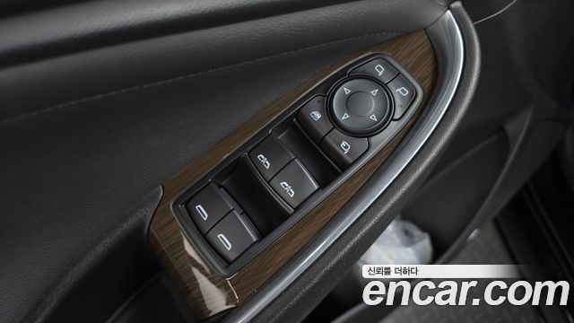 Chevrolet Malibu 2.0 Turbo Perfect Black 2019 — фото 36
