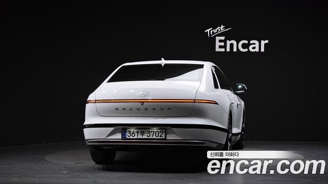 Hyundai Grandeur (GN7) 3.5 LPG 2WD Exclusive 2023 — фото 4