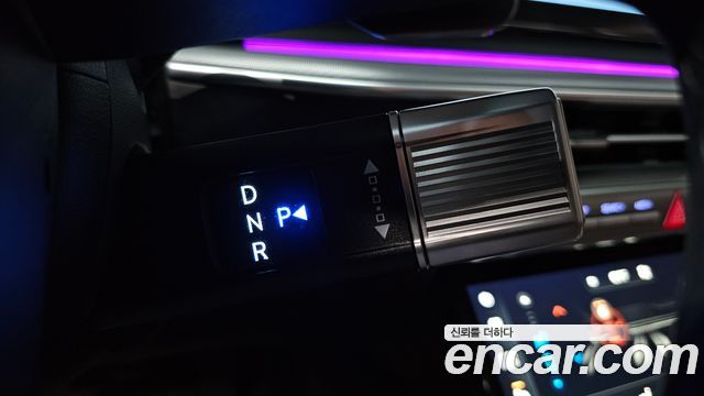 Hyundai Grandeur (GN7) 3.5 LPG 2WD Exclusive 2023 — фото 9