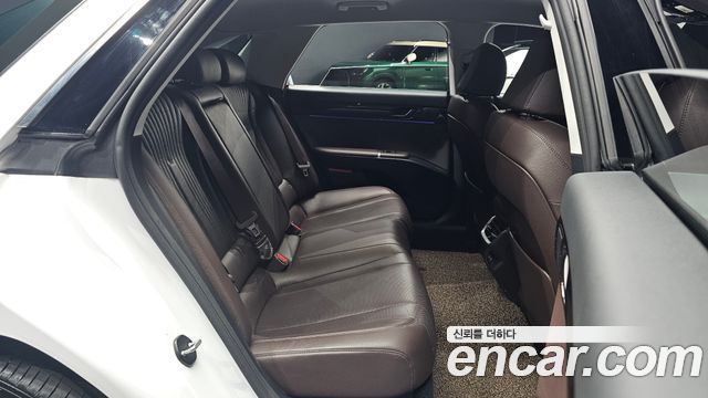Hyundai Grandeur (GN7) 3.5 LPG 2WD Exclusive 2023 — фото 15