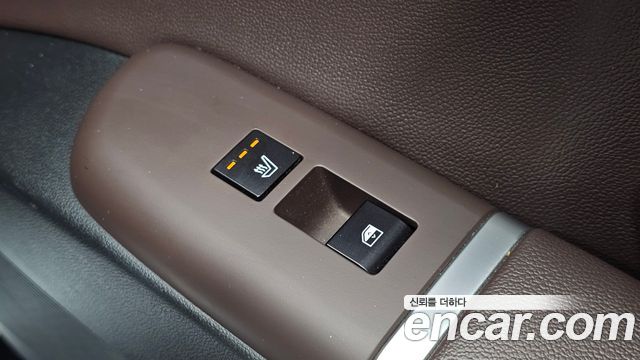 Hyundai Grandeur (GN7) 3.5 LPG 2WD Exclusive 2023 — фото 21