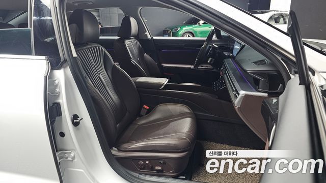 Hyundai Grandeur (GN7) 3.5 LPG 2WD Exclusive 2023 — фото 32