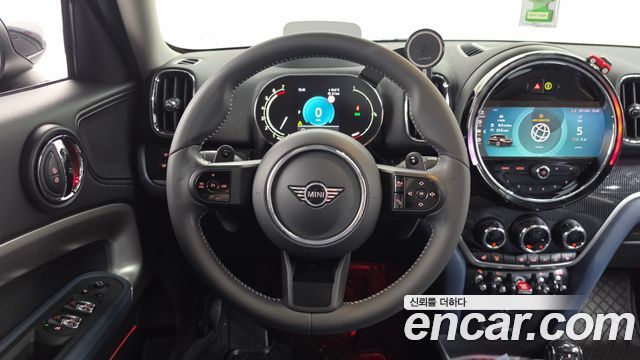 MINI Cooper S Countryman ALL4 2nd 2023 — фото 12