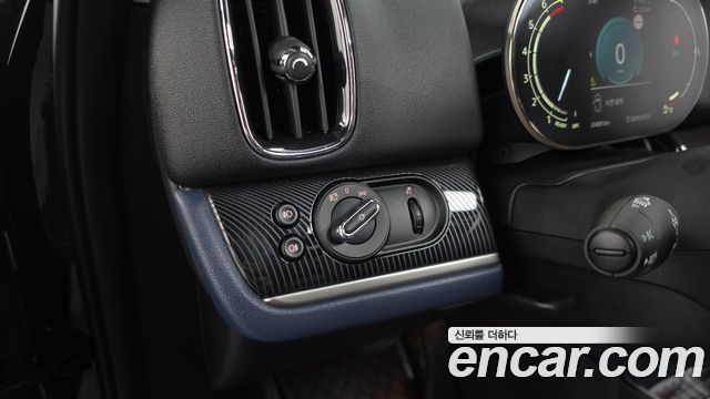 MINI Cooper S Countryman ALL4 2nd 2023 — фото 19