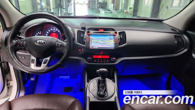 Kia Sportage R Diesel 2WD TLX High-Deluxe 2013 — фото 10
