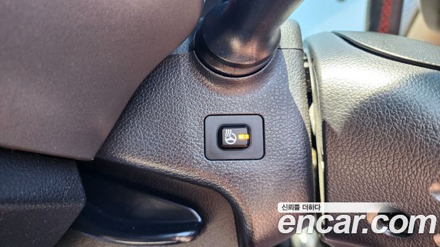 Kia Sportage R Diesel 2WD TLX High-Deluxe 2013 — фото 20