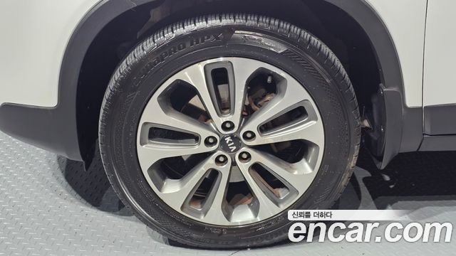 Kia Sorento R Diesel 2.0 2WD Limited 2013 — фото 5