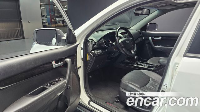 Kia Sorento R Diesel 2.0 2WD Limited 2013 — фото 10