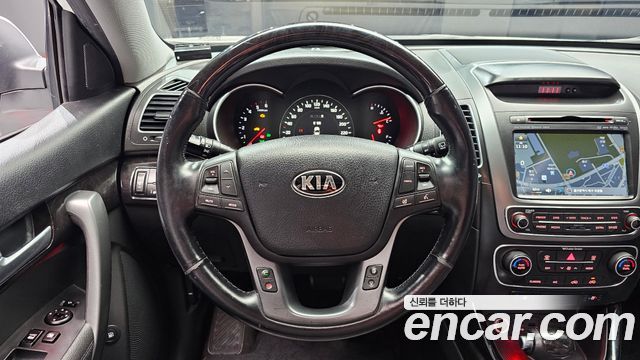 Kia Sorento R Diesel 2.0 2WD Limited 2013 — фото 13