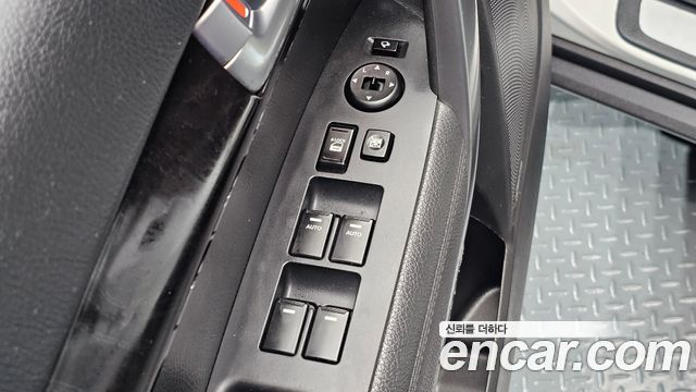 Kia Sorento R Diesel 2.0 2WD Limited 2013 — фото 17