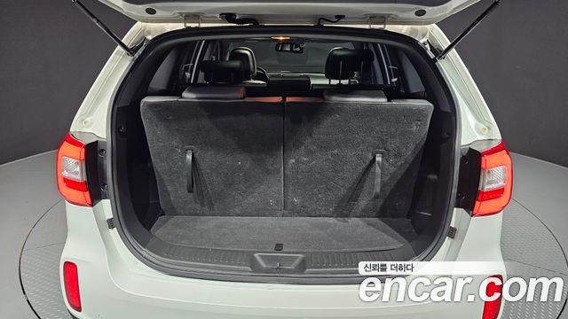 Kia Sorento R Diesel 2.0 2WD Limited 2013 — фото 31