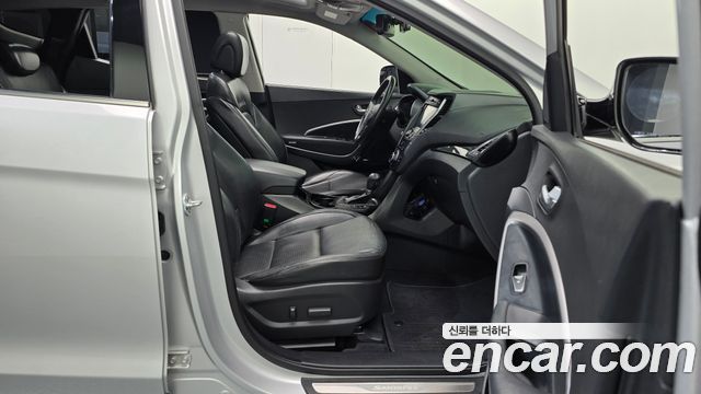 Hyundai Santa Fe (DM) Diesel(e-VGT) 2.0 2WD Premium 2013 — фото 11