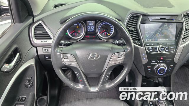 Hyundai Santa Fe (DM) Diesel(e-VGT) 2.0 2WD Premium 2013 — фото 13