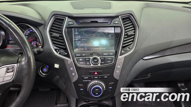 Hyundai Santa Fe (DM) Diesel(e-VGT) 2.0 2WD Premium 2013 — фото 14