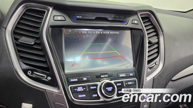 Hyundai Santa Fe (DM) Diesel(e-VGT) 2.0 2WD Premium 2013 — фото 15