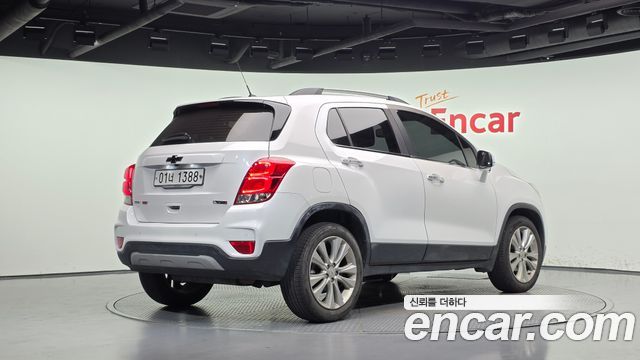 Chevrolet Trax 1.4 Premier 2018 — фото 2