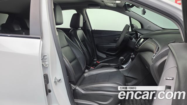 Chevrolet Trax 1.4 Premier 2018 — фото 11