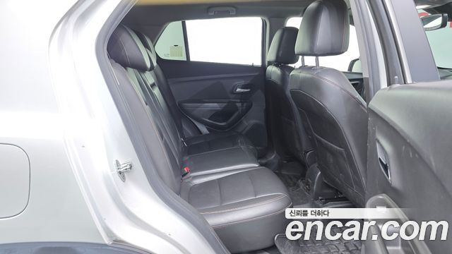 Chevrolet Trax 1.4 Premier 2018 — фото 12
