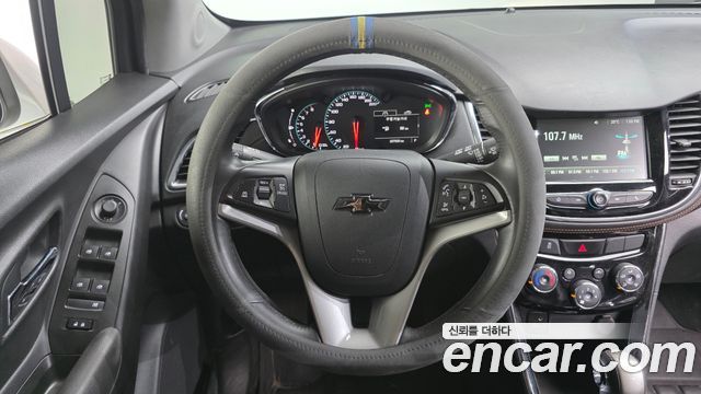 Chevrolet Trax 1.4 Premier 2018 — фото 13