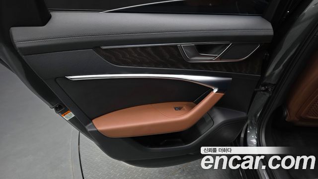 Audi A6 (C8) 45 TFSI Quattro Premium 2022 — фото 31