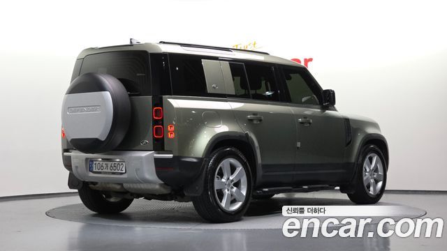 Land Rover Defender (L663) 110 D300 HSE 2023 — фото 2