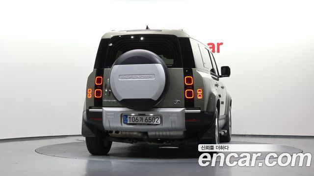Land Rover Defender (L663) 110 D300 HSE 2023 — фото 4