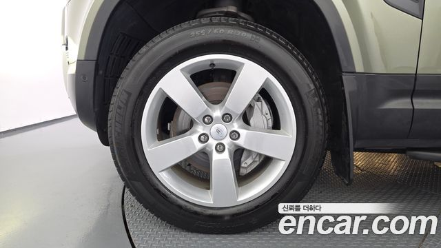 Land Rover Defender (L663) 110 D300 HSE 2023 — фото 5