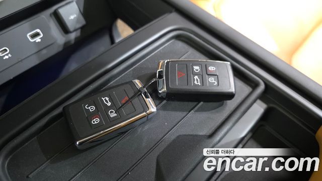 Land Rover Defender (L663) 110 D300 HSE 2023 — фото 30