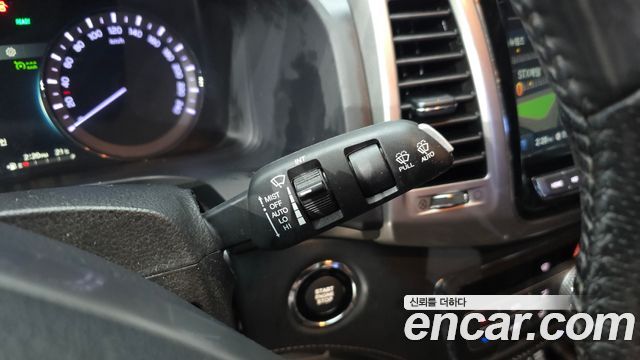 KG Mobility (SsangYong) Rexton Sports Diesel 2.2 4WD Noblesse 2019 — фото 16