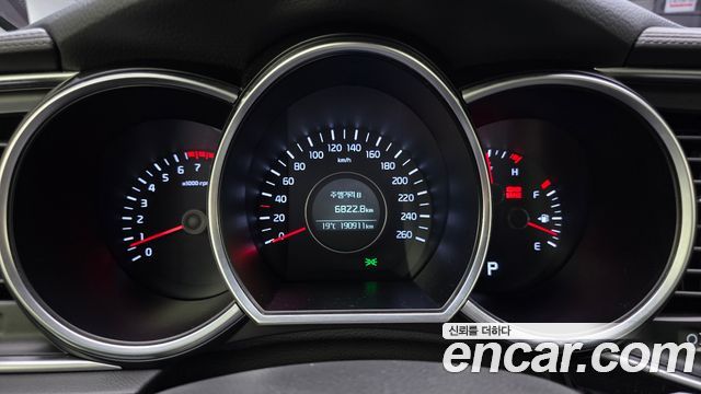 Kia K5 LPI Luxury 2015 — фото 8