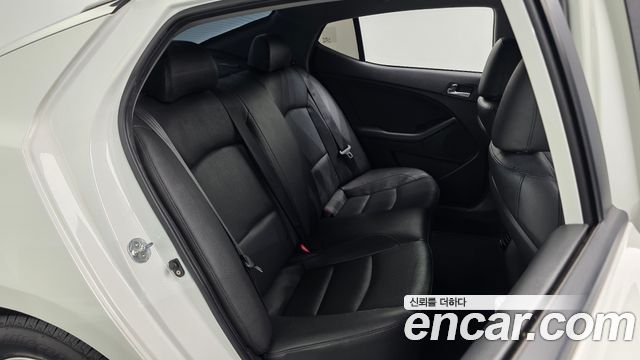 Kia K5 LPI Luxury 2015 — фото 11