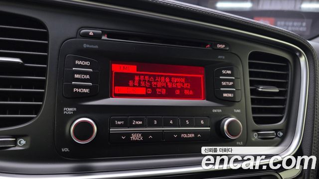 Kia K5 LPI Luxury 2015 — фото 15