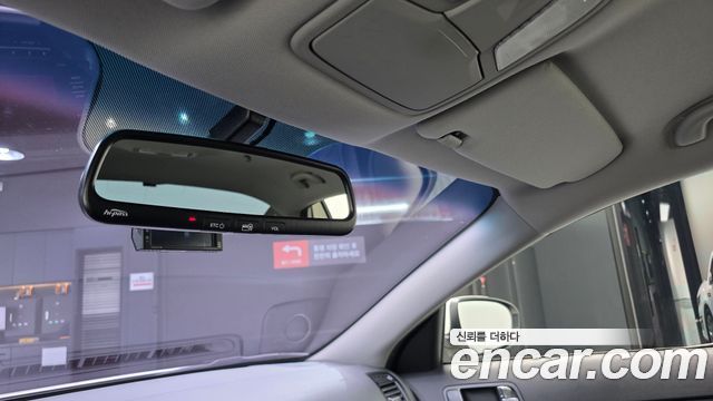 Kia K5 LPI Luxury 2015 — фото 33