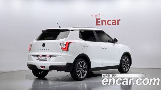 KG Mobility (SsangYong) Tivoli LX 2WD DLX 2016 — фото 2