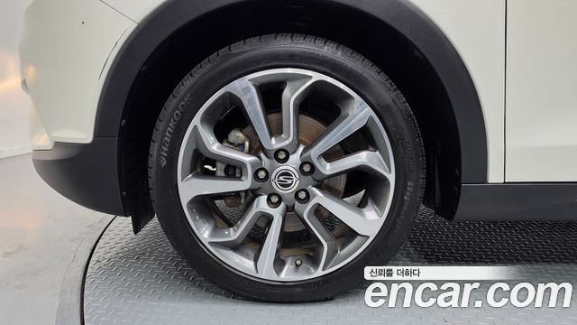 KG Mobility (SsangYong) Tivoli LX 2WD DLX 2016 — фото 5