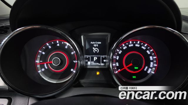 KG Mobility (SsangYong) Tivoli LX 2WD DLX 2016 — фото 8