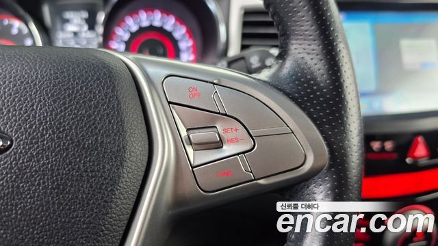 KG Mobility (SsangYong) Tivoli LX 2WD DLX 2016 — фото 14