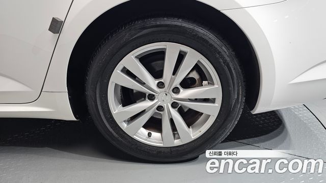 Renault Korea SM6 2.0 LPe SE (Rental car) 2019 — фото 21