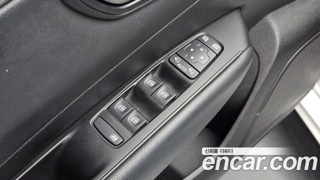 Renault Korea SM6 2.0 LPe SE (Rental car) 2019 — фото 27