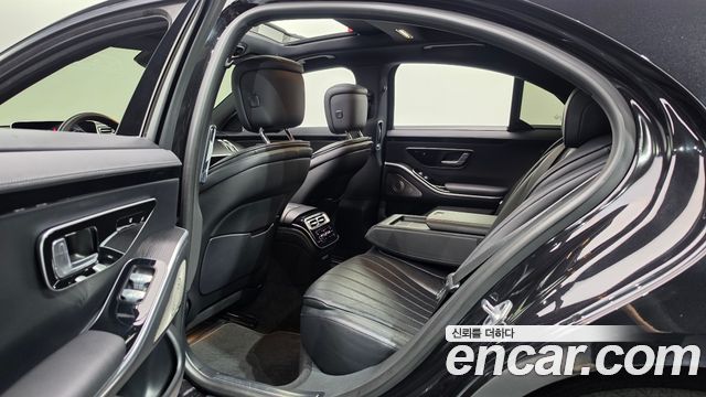 Mercedes-Benz S-Class (W223) S350 d 2022 — фото 12
