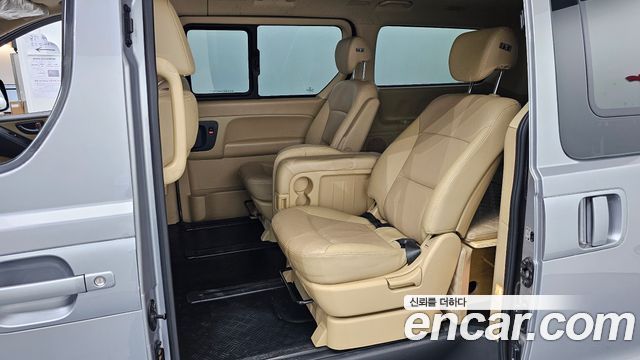 Hyundai Grand Starex 11-Seater Wagon Modern Special 2018 — фото 12