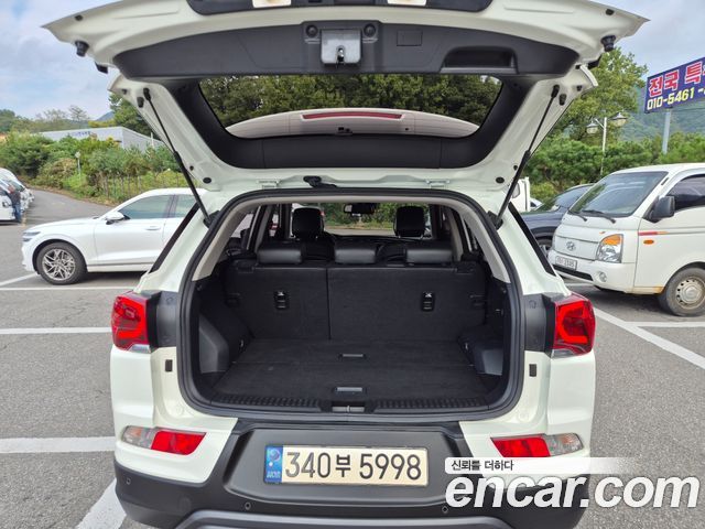 KG Mobility (SsangYong) Beautiful Korando Gasoline 1.5 2WD C5 Plus 2021 — фото 5