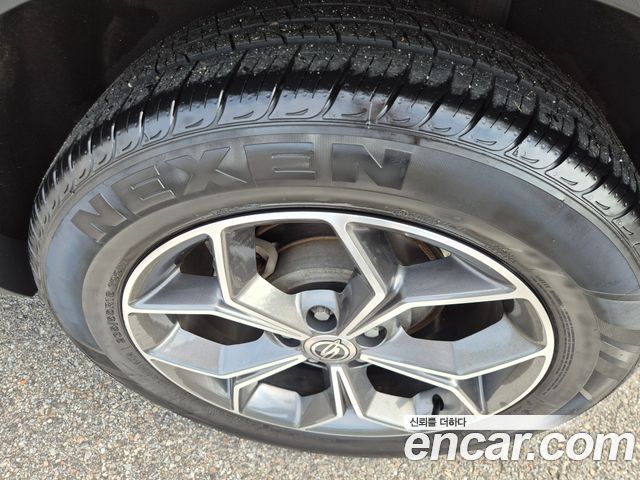 KG Mobility (SsangYong) Beautiful Korando Gasoline 1.5 2WD C5 Plus 2021 — фото 18
