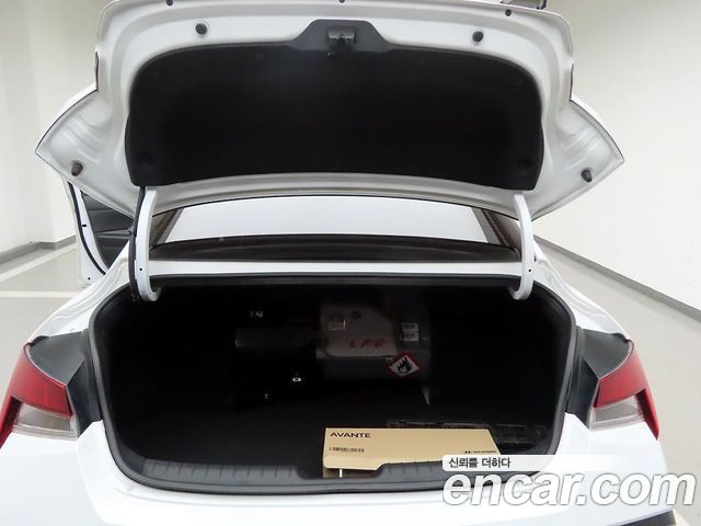 Hyundai Avante (CN7) 1.6 LPi (Rent car) Smart 2024 — фото 20