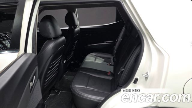 KG Mobility (SsangYong) Very New Tivoli Gasoline 1.5 2WD V1 2021 — фото 12
